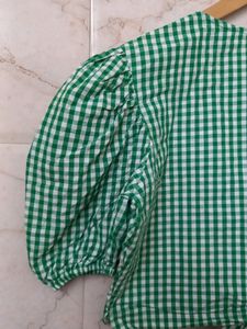 STYLE QUOTIENT CHECKED GREEN &amp; WHITE CROP TOP