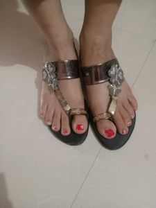 Black Sandals For Ladies