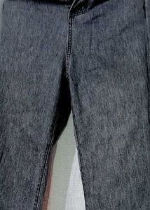 Straight Jeans