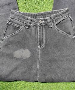 Staight Fit Jeans For Girls