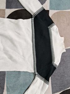 Beautiful Warm Cloth For Girls