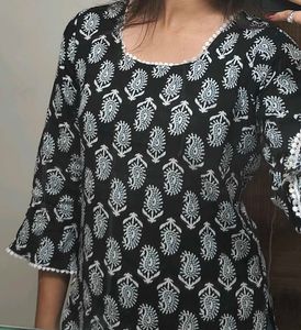 Printed Black Top