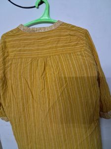 Biba Yellow Size 38 Embroidered Top