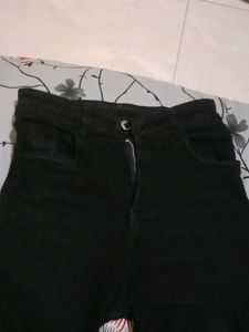 Black High-Waisted Jeans