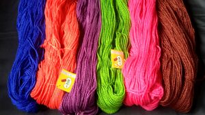 ₹349Fixed Biggest Sale Of Woolen Yarns