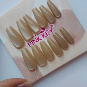 Cat Eye Effect Nude Press On Nails