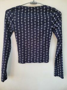 H&amp;M Lace Floral Long Sleeve Top/ Size