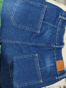 Wide Leg Frayed Hem Jeans
