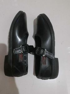Black Canvas Shoes With Anti Bacterial Protection