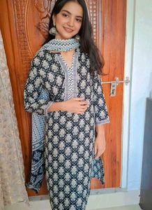(Size~XL)combo of 2 kurta sets🌺
