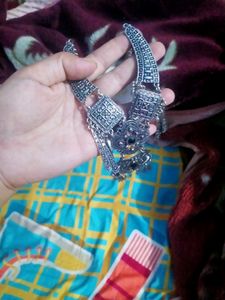 Vintage Style Silver Tone Statement Necklace