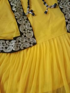 Yellow  net chudi set