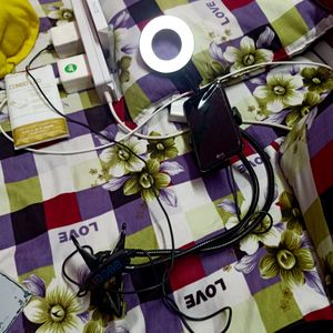 Mobile Stand With Ring Light