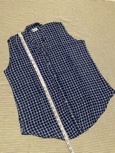 Blue &amp; White Checkered Sleeveless Shirt