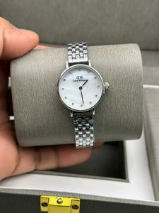 Daniel Wellington Watch Women In Superior Quality
