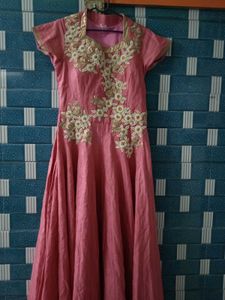 Elegant Pink Embroidered Kurta Set