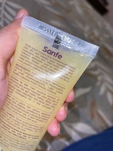 Sanfe Kesar Instant Glow Exfoliating Gel