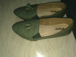 Brand New Bellie Not Wear One Time.