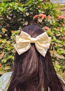 Pearl Bow