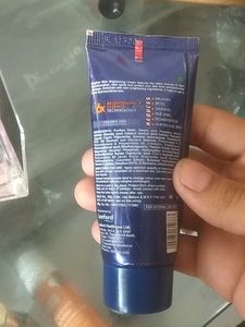 Perfume And Screen Brightening Cream