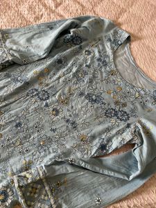 Floral Embroidered Kurta