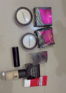 Coloressence Compact Powder And Freebie