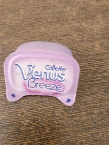 VENUS RAZOR