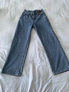 Wide Leg High Waisted Jeans