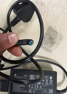 HP ORIGINAL LAPTOP 65 WATT CHARGER