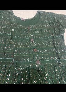 combo of feeding kurti