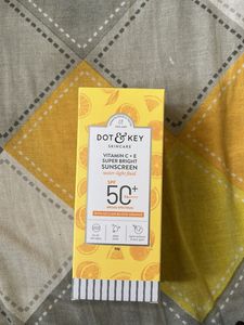 Dot & Key Vitamin C+E Super Bright Sunscreen SPF 5