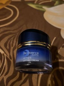 Bio essence V-Lift Face Lifting Cream