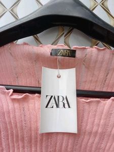 New With Tag Zara Cute Knit Pullover