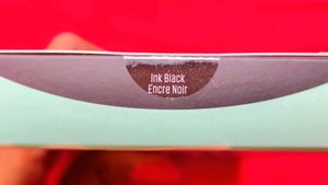Kaja Wing Eyeliner Pen &amp; Stamp