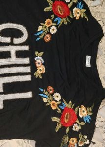 Embroidered &#39;Chill&#39; Graphic Tee