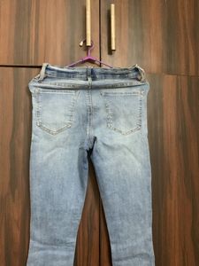 Ripped High Waisted Jeans