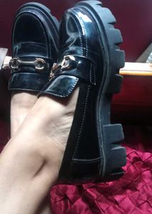 Chunky Sloe Black Loafers