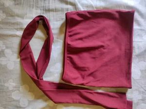 maroon tube top with scarf 💅🏻