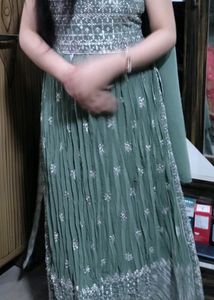 Beautiful Nayra Cut Suit 💓