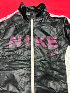 Nike Sportswear Windbreaker Jacket – Size M