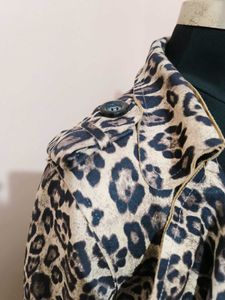 Leopard Print Trench Coat ⚫