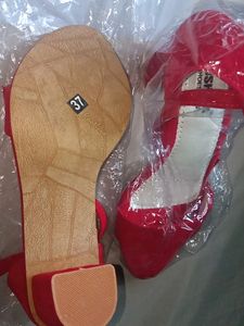Toshina Shoes King Block Heel (Euro Size 37) Red