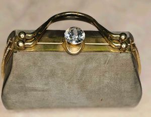 Elegant Clutch