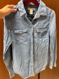Levi’s blue denim shirt