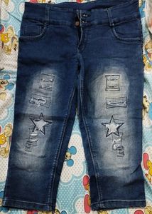 Blue Designer Capri Jeans