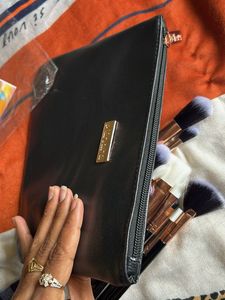 Makeup Brush Set &amp; Pouch
