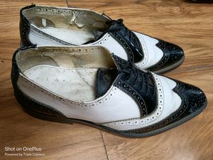 White And Black Brogue Formal Men Shoes