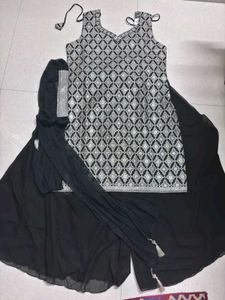 Elegant Black &amp; Silver Palazzo Set