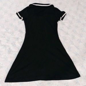 🖤 Elegant Black Mini Dress! 🖤