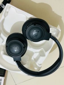 JBL Live 770NC Headphones - Black